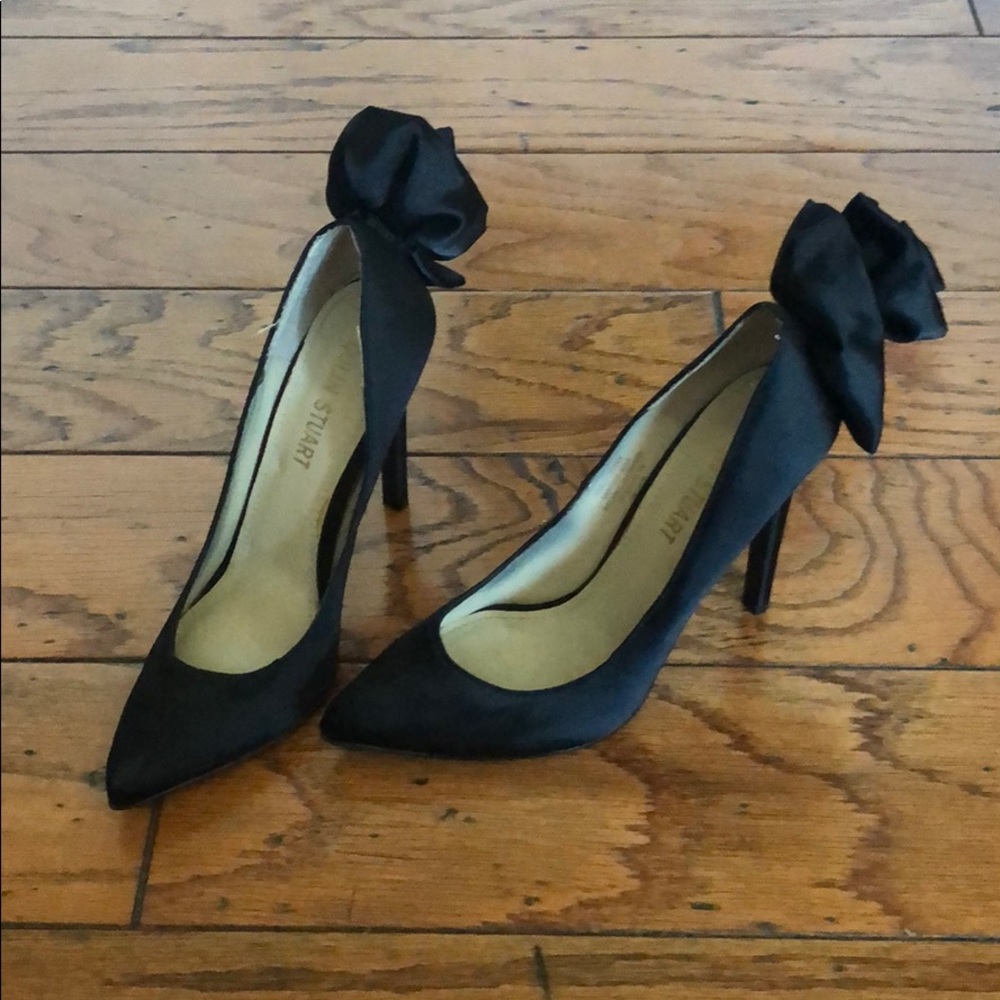 Colin Stuart Black Rose Heel Size 7.5